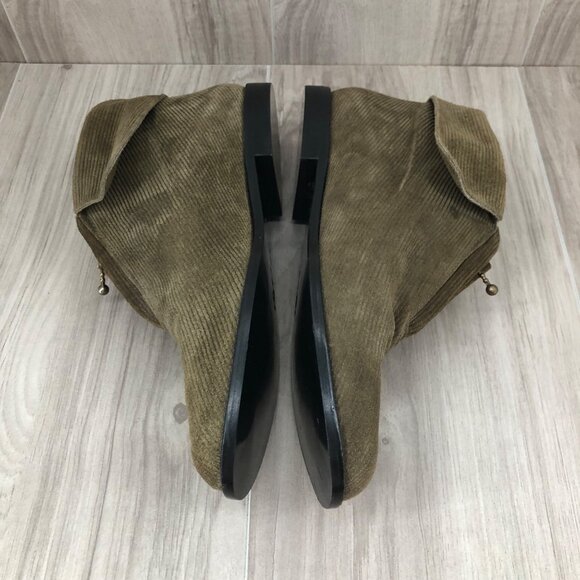 DKNY Ankle Boots Womens 8.5AA  Olive Suede Zip Booties - Picture 5 of 11